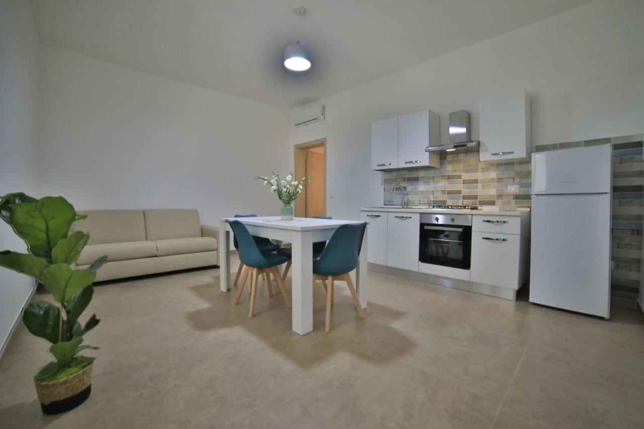 Giaro' Apartments Порто Чезарео Екстериор снимка