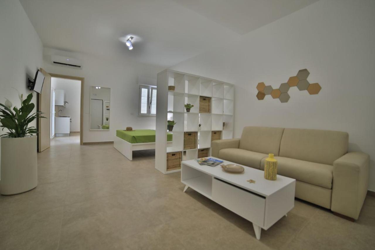 Giaro' Apartments Порто Чезарео Екстериор снимка